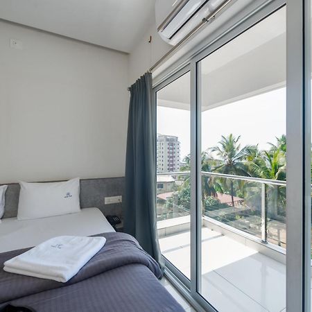 Manipal Atalia Service Apartments Esterno foto