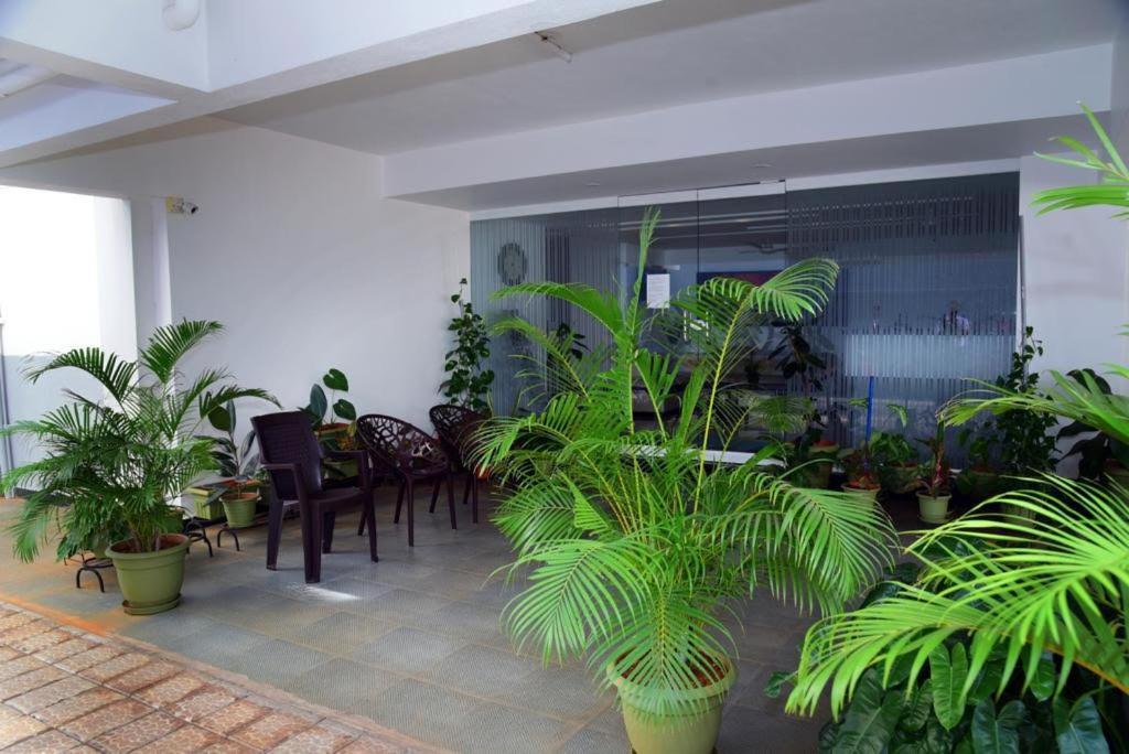 Manipal Atalia Service Apartments Esterno foto