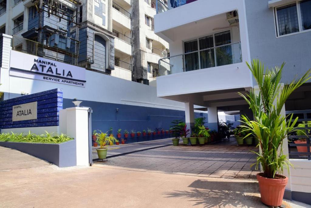 Manipal Atalia Service Apartments Esterno foto