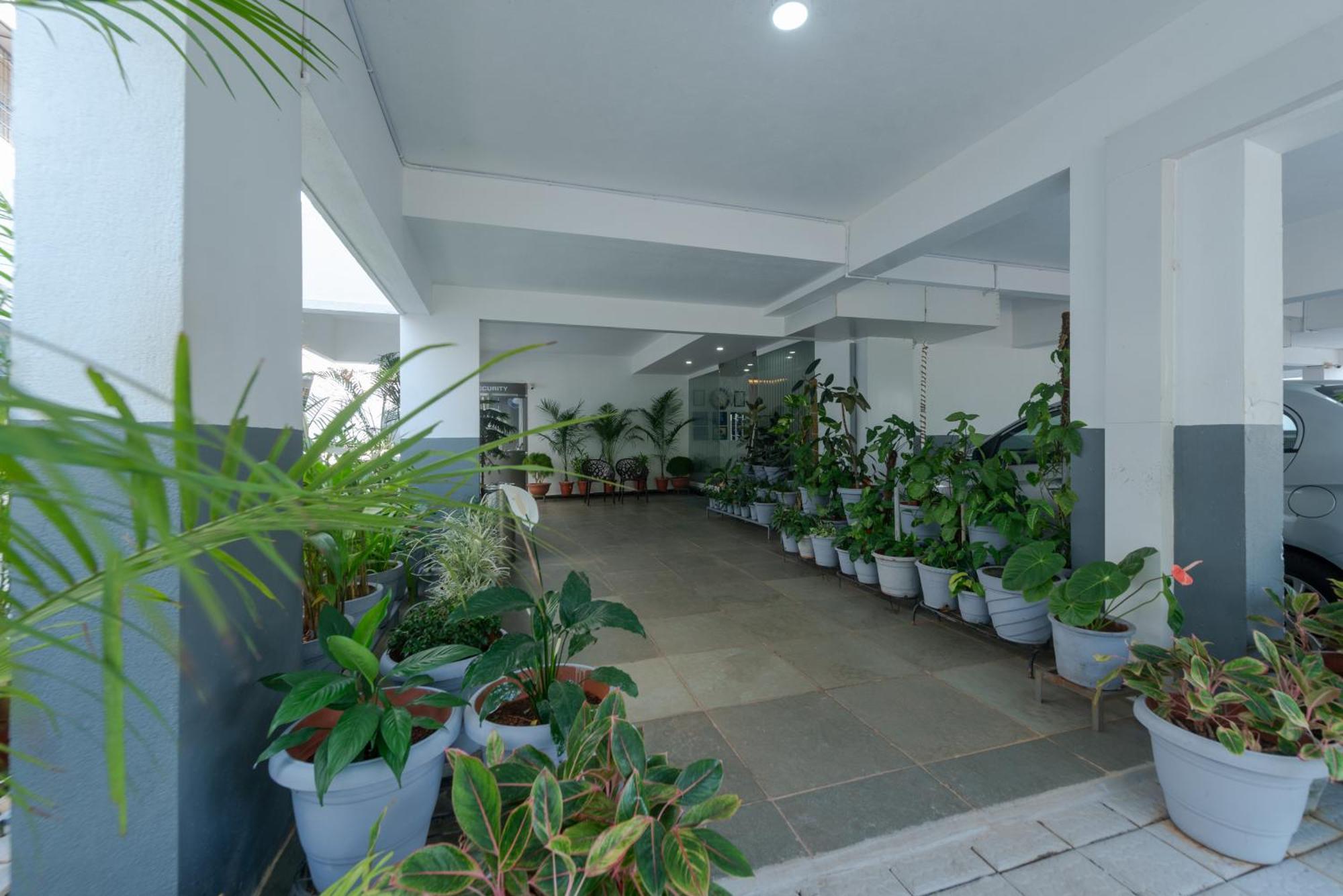 Manipal Atalia Service Apartments Esterno foto