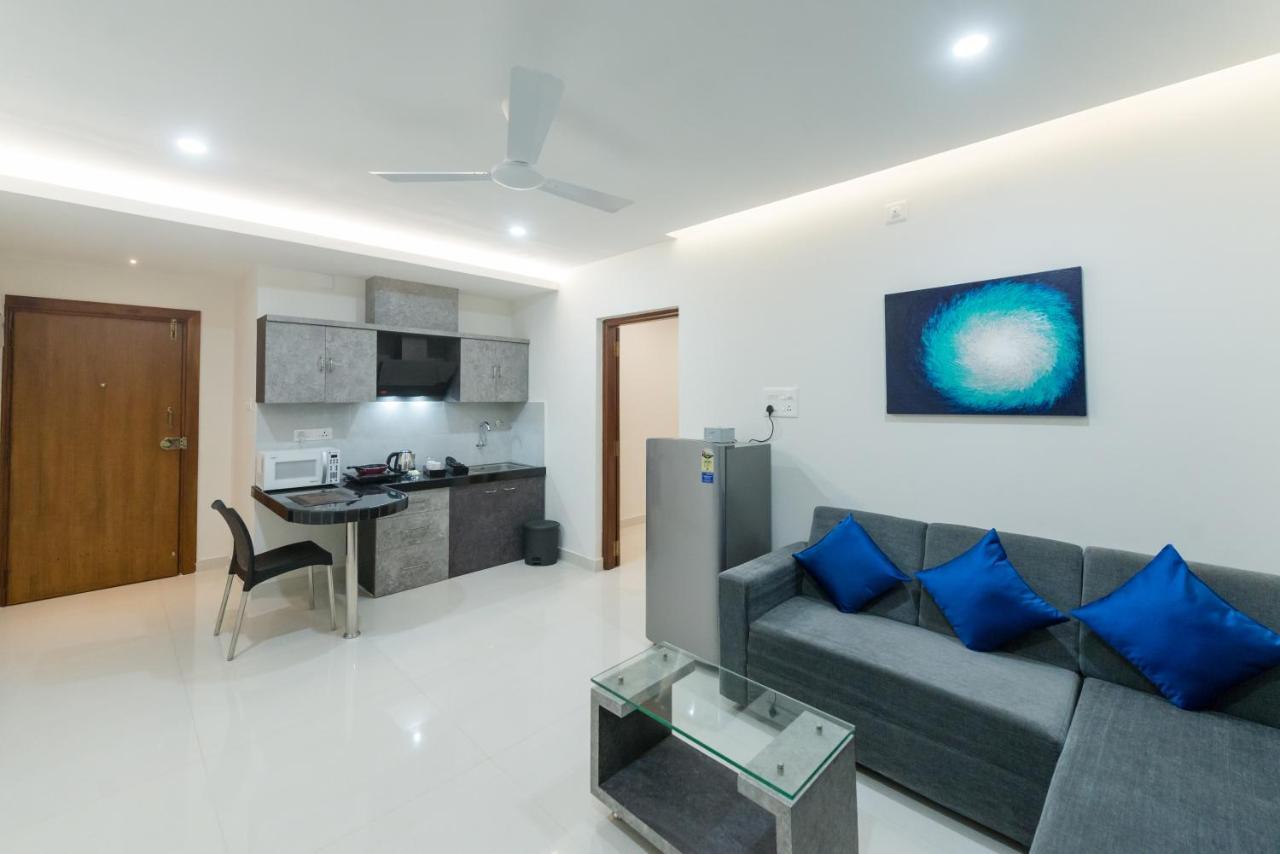 Manipal Atalia Service Apartments Esterno foto