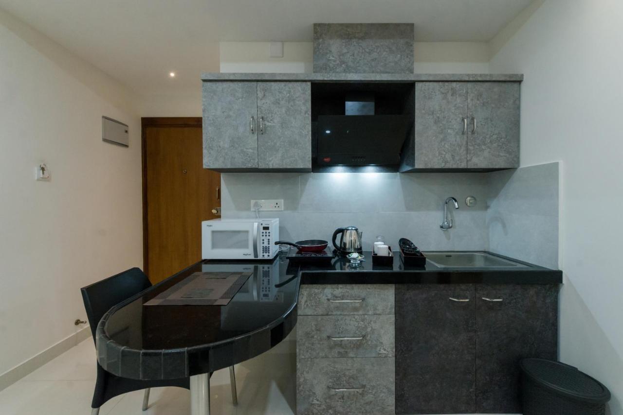Manipal Atalia Service Apartments Esterno foto